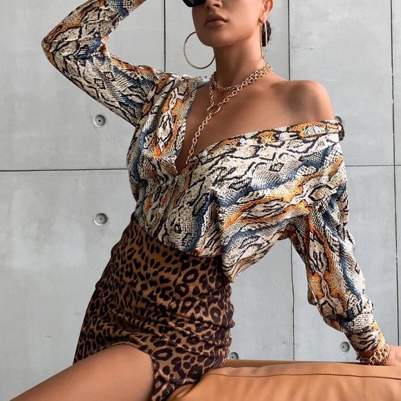 Multicolor Casual Womens Snakeskin Print Button Front Blouse - Picture 4 of 5